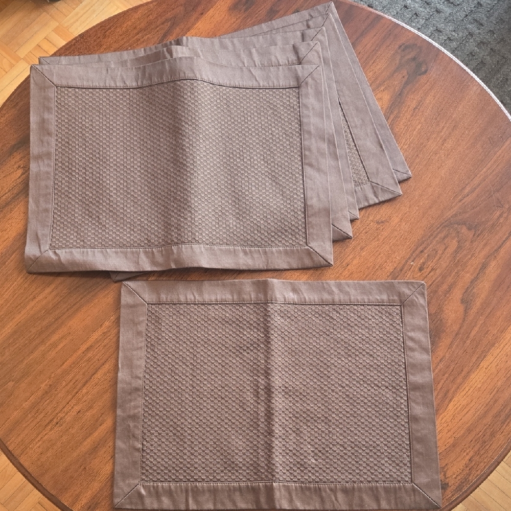 Thick Brown Textured Placemats Set  (🛍 6/$36)